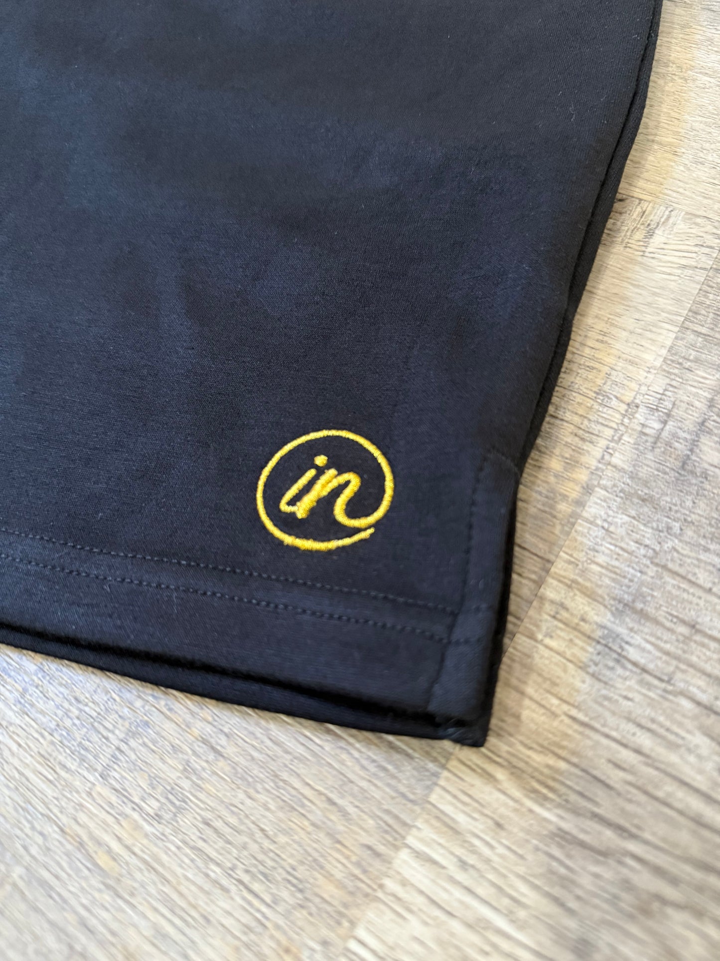 DuraLuxe 7" Performance Shorts (Black)