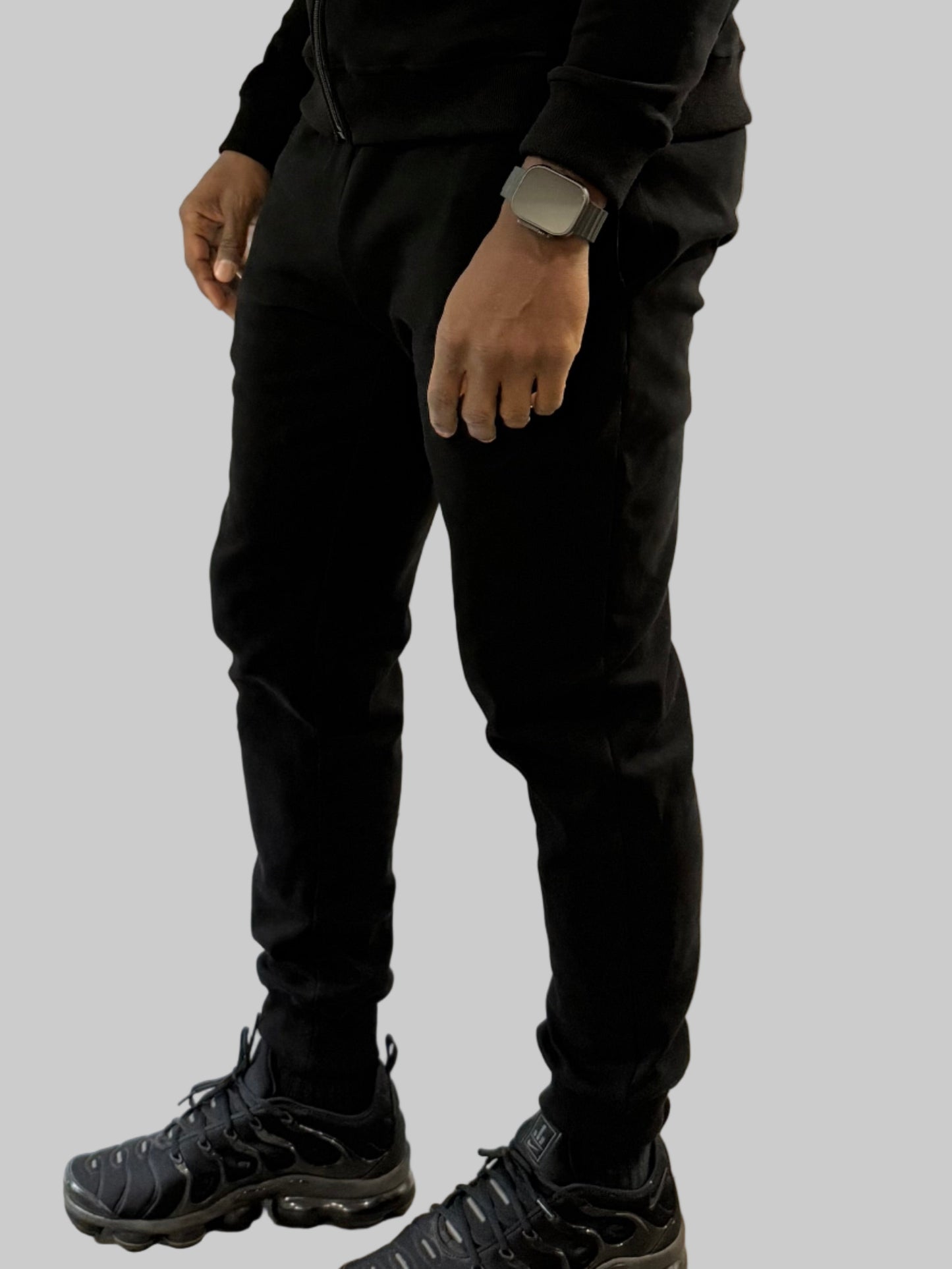 AeroLuxe Joggers (Black)
