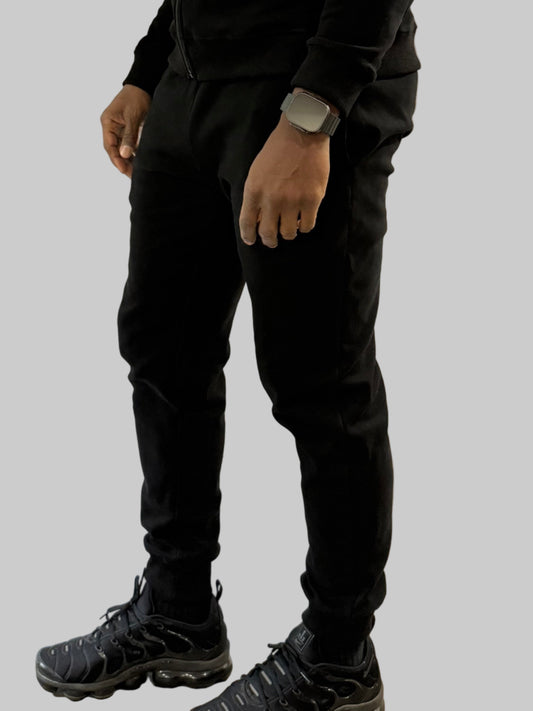 AeroLuxe Joggers (Black)