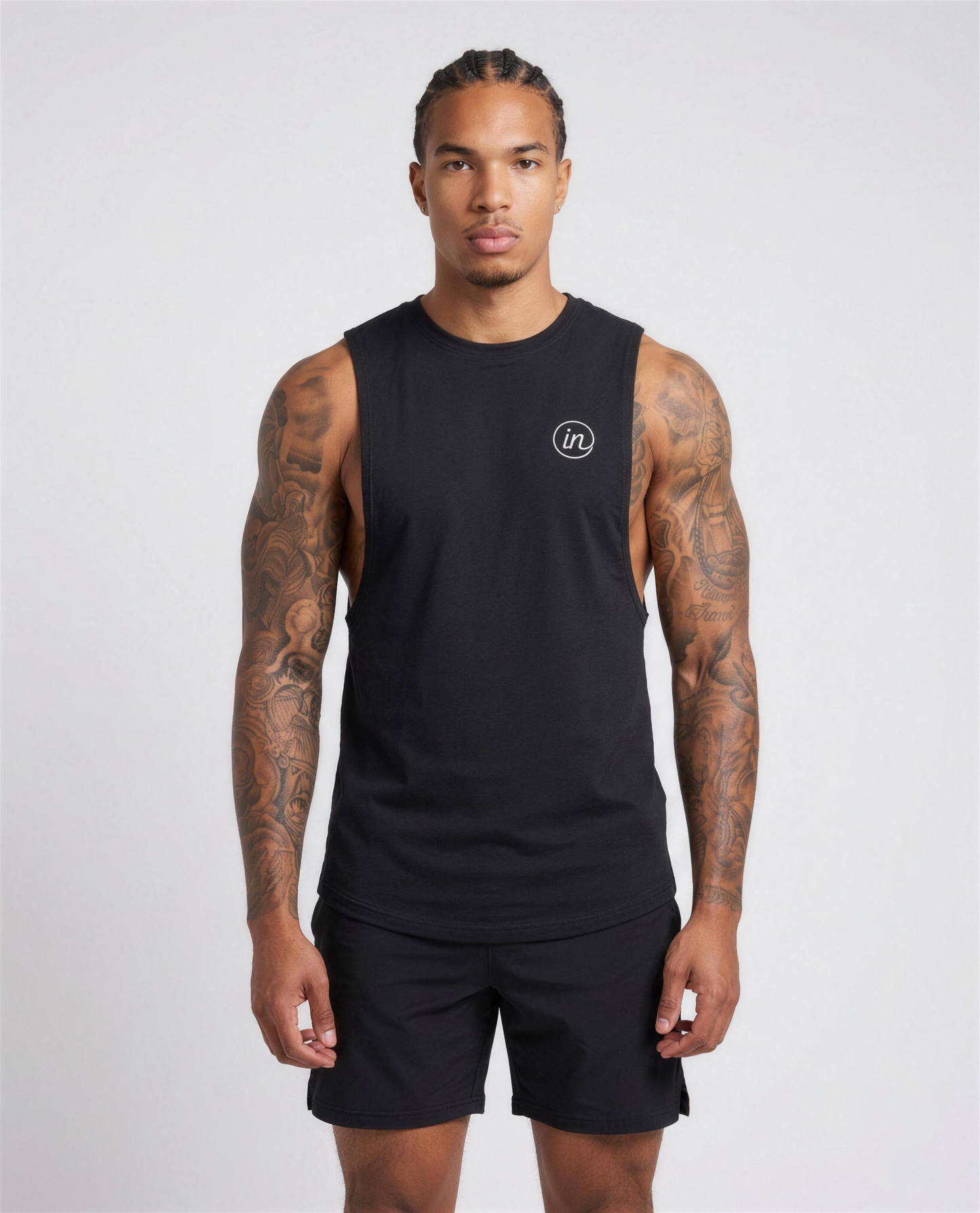 IN Motion Tank Black — studio front on-model